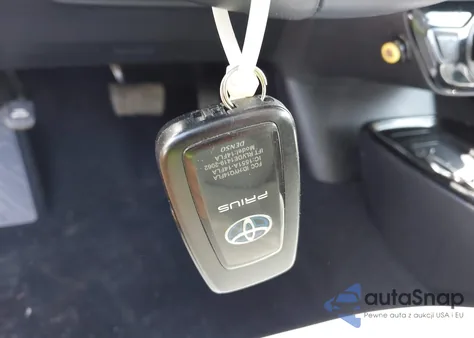 2022 Toyota Prius Xle Awd-E z USA, uszkodzony, nr VIN JTDL9MFU7N3032521